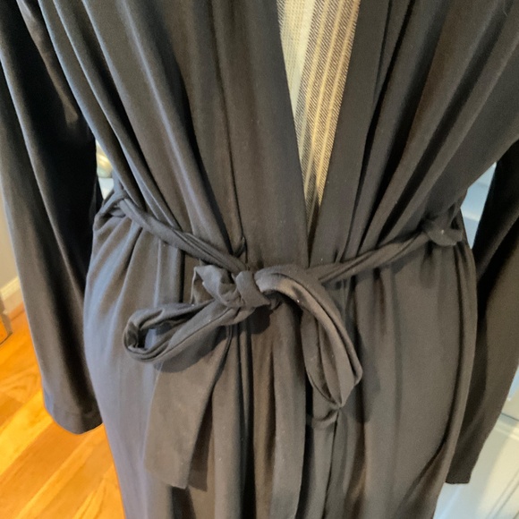 APT 9 Black Bath Robe with Belt, Size M - Picture 2 of 4